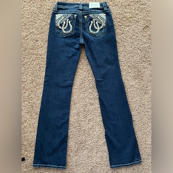 Like New Miss Me Low Rise Boot Stretch Jeans size 26 - Picture 2 of 12